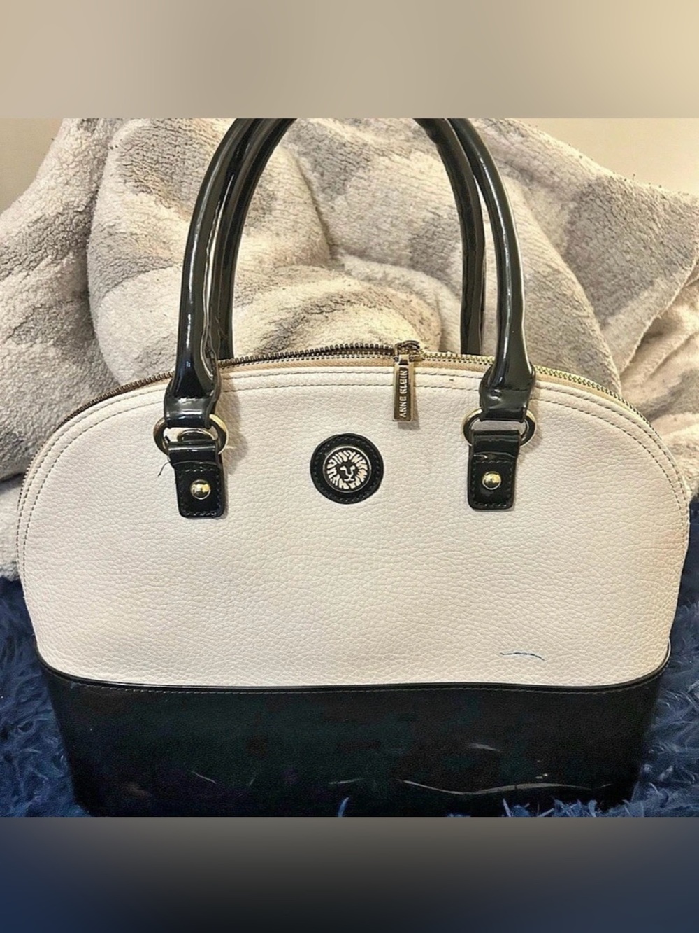 Anne Klein Colorblock Dome Satchel White & Black-UC Great Vintage Piece!